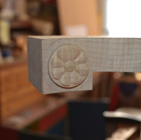 Rosette let into rough arm. Rosette let into rough arm.